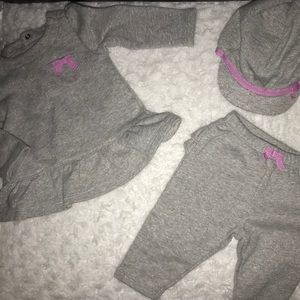 Super cute 3 piece set! Super Sparkly!